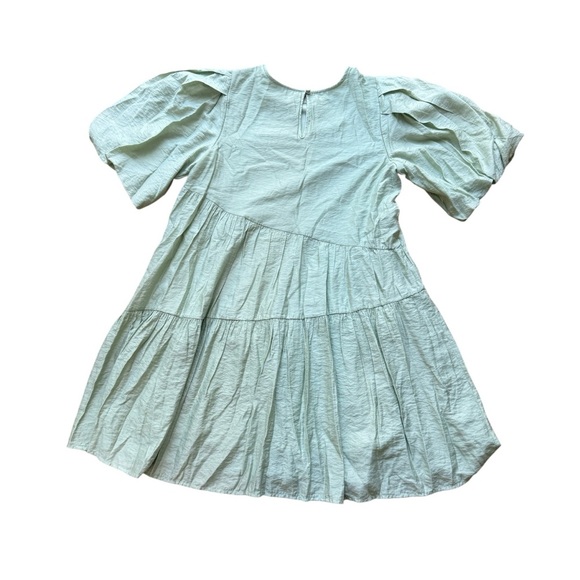 Moon River Mini Bubble Sleeve Dress. Size M sage green - Picture 5 of 9